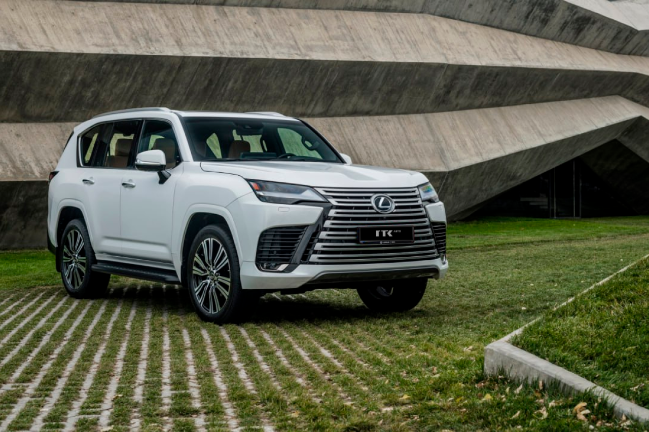 Лексус лх 2021. Lexus LX 500d. Lexus LX 2021. Lexus LX 500. Лексус lx500 2021.