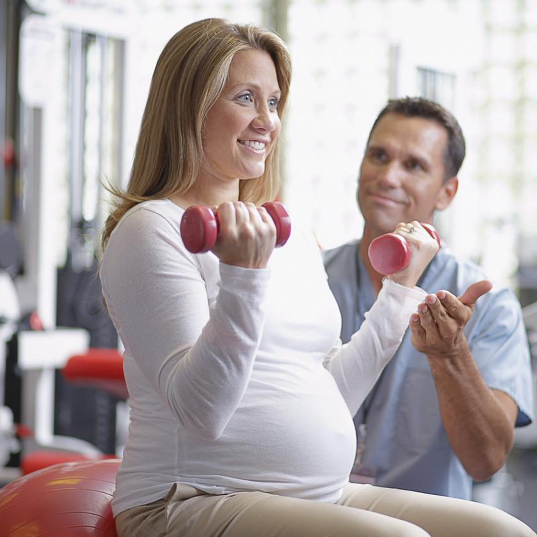 ЗАНЯТИЯ В ЗАЛЕ