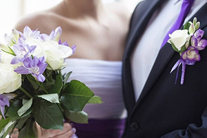 Бутоньерка в подарок при заказе букета невесты от 3500₽