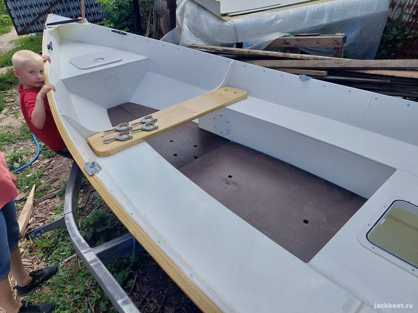 Самодельная лодка из фанеры – инструкция по изготовлению с видео в домашних условиях