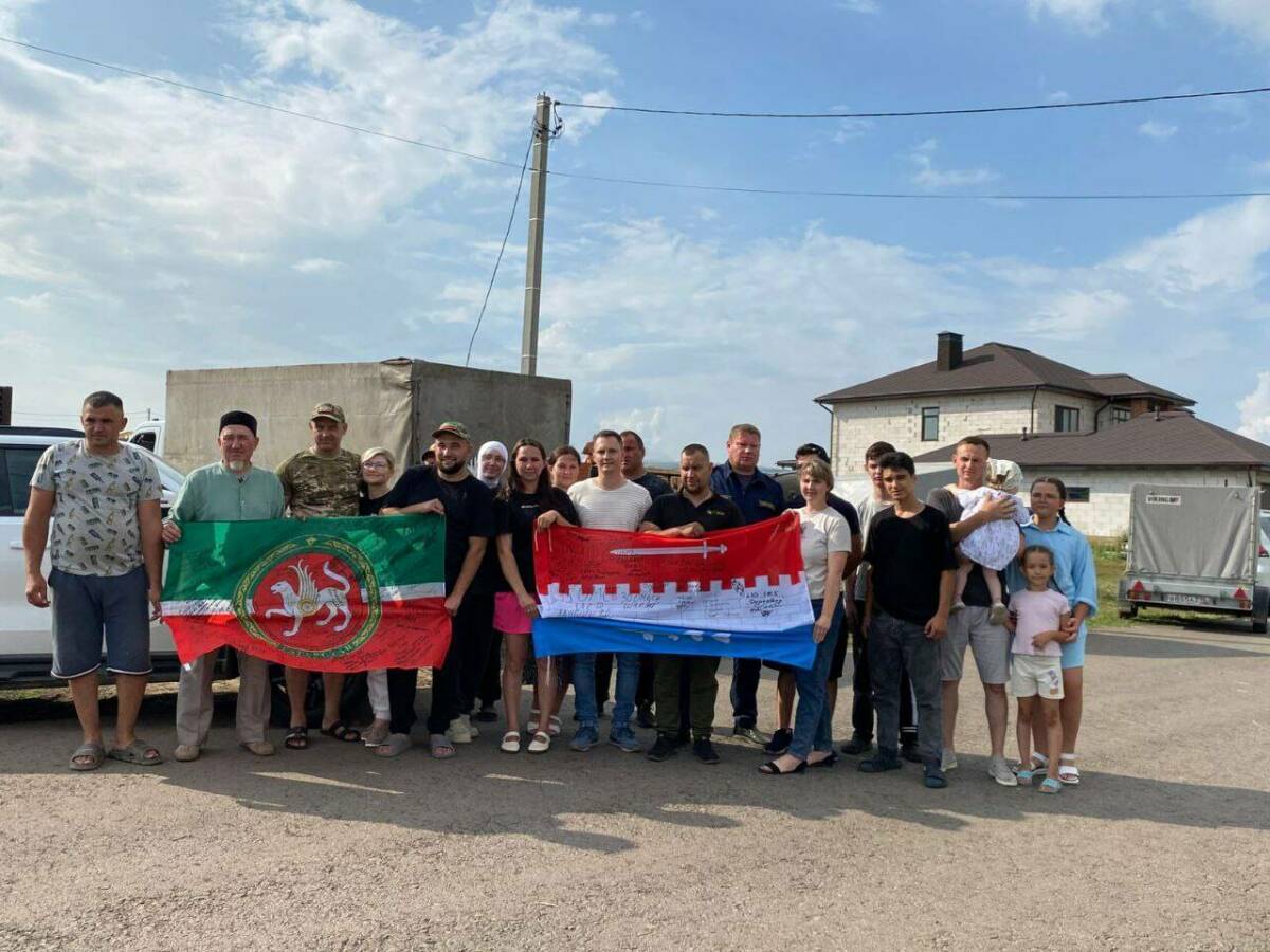 «Вклад в общую Победу»: Новошешминский район отправил гуманитарную колонну на СВО