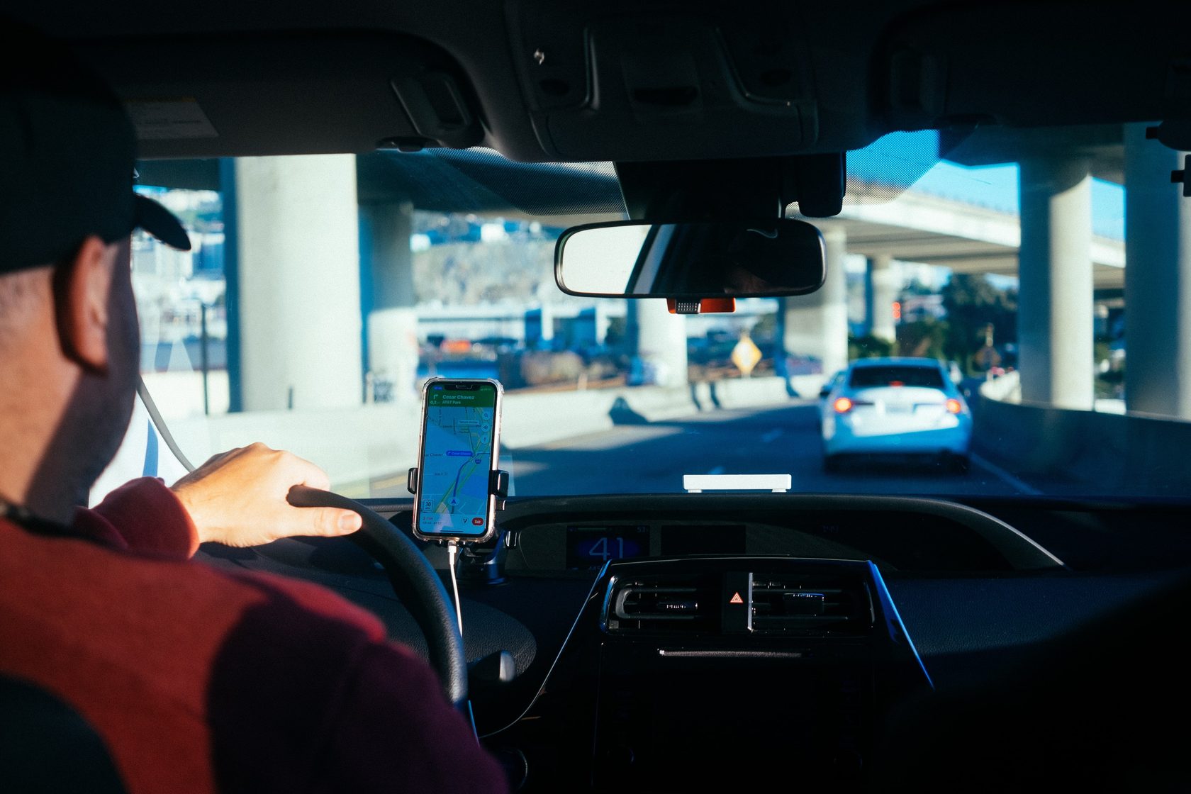 Подключение к Яндекс Такси в Волгограде на своем авто, работа водителем  Яндекс Такси Волгоград
