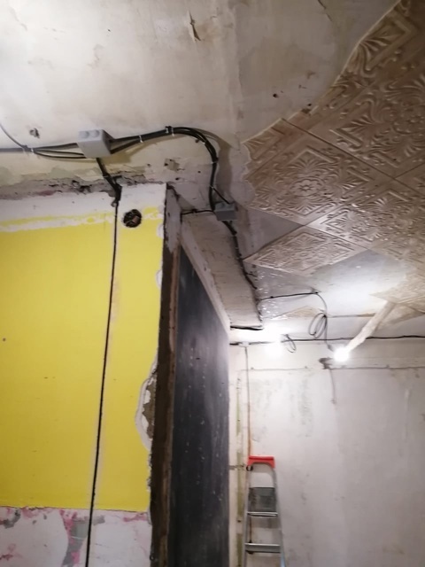 Прокладка электрического кабеля