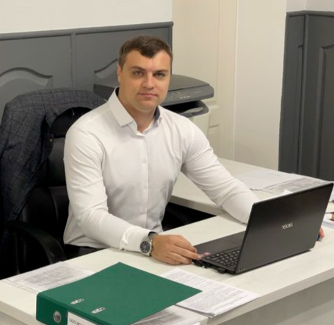 Юрист компании