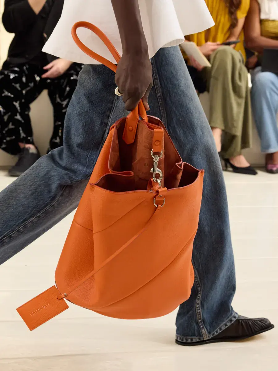 Balenciaga SS27 Сумки 17