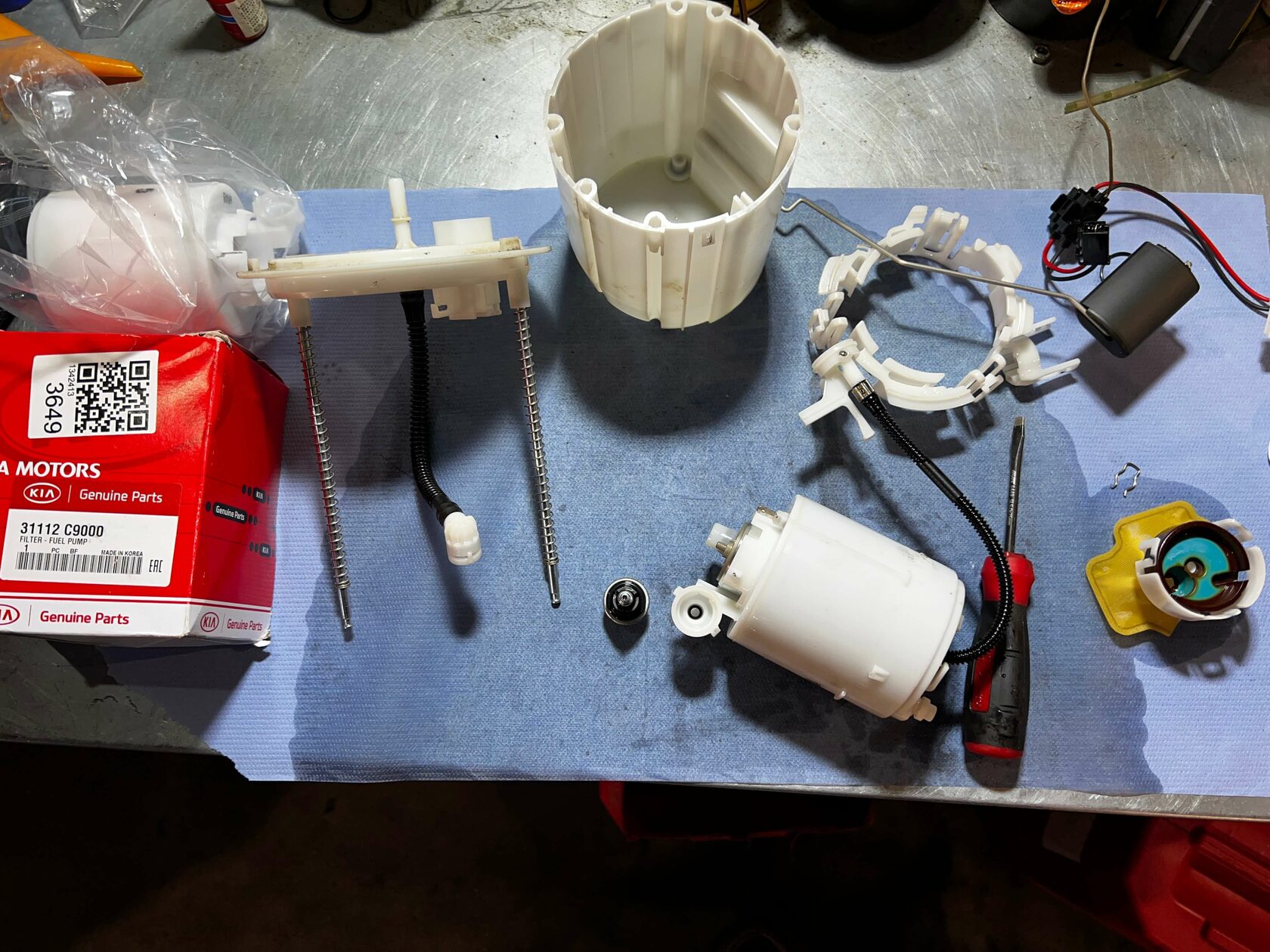 Замена топливного фильтра Hyundai