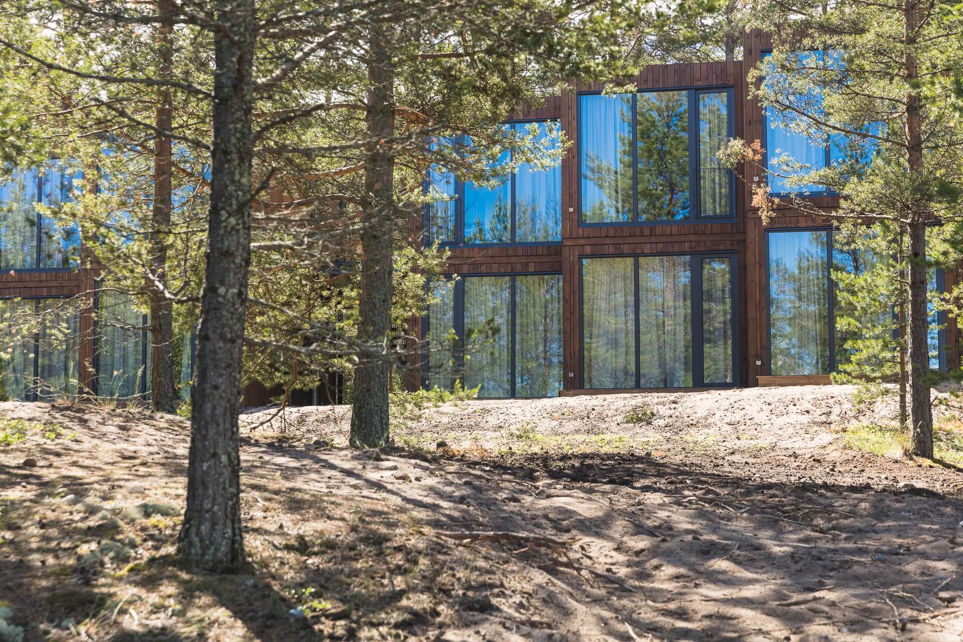 Красивые места в Ленобласти: куда съездить отдохнуть?