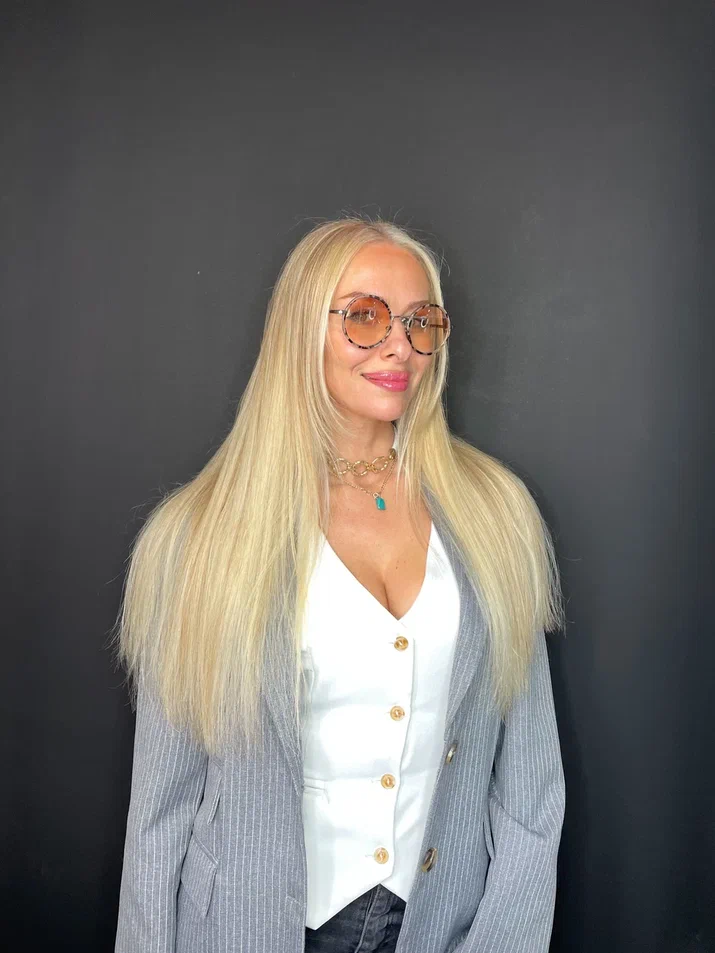 Услуга обесцвечивания волос