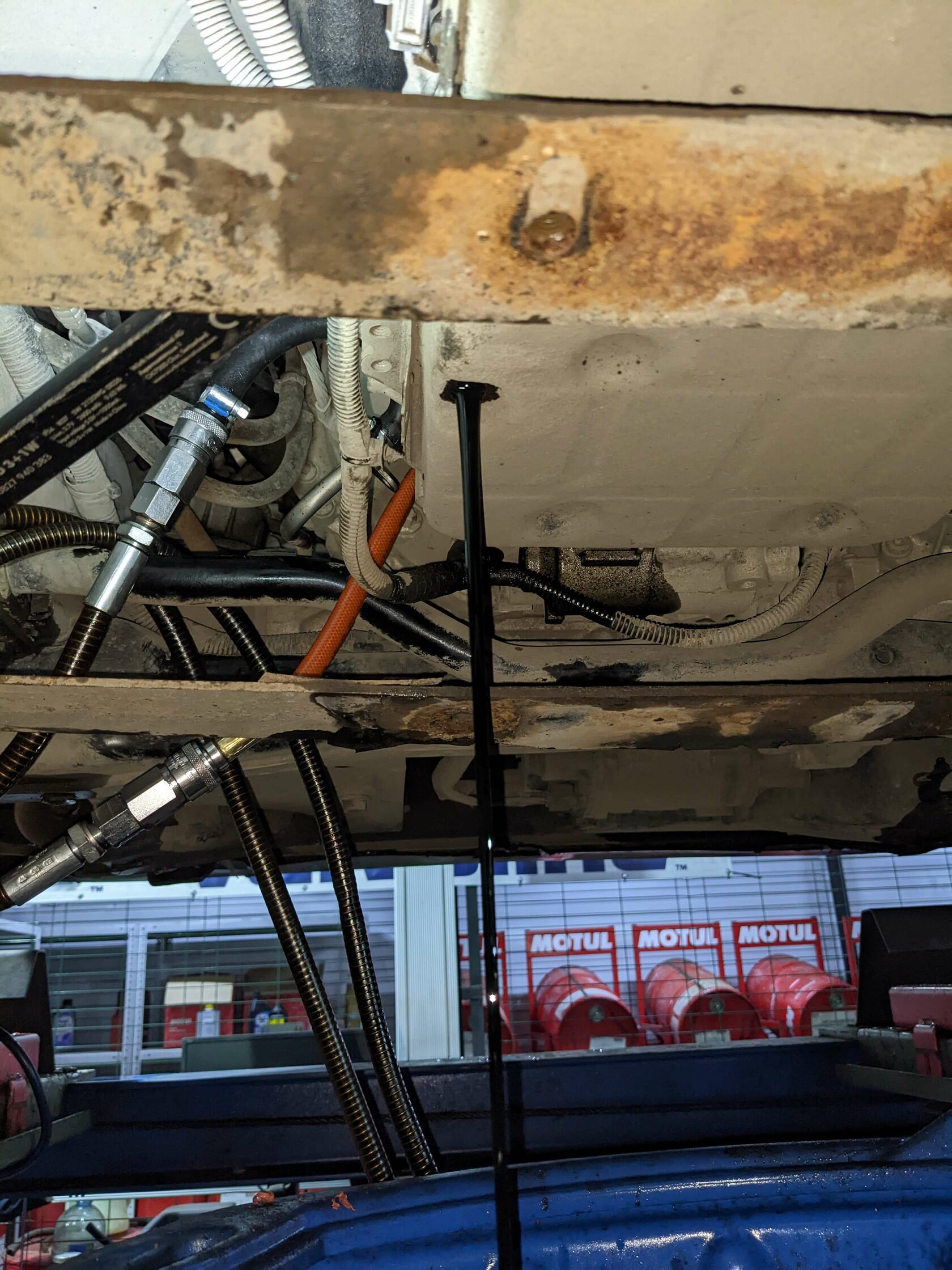 Слив масла из АКПП 722.9