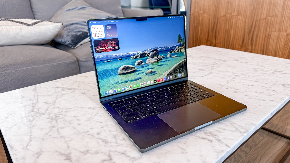 MacBook Pro на M5 Max