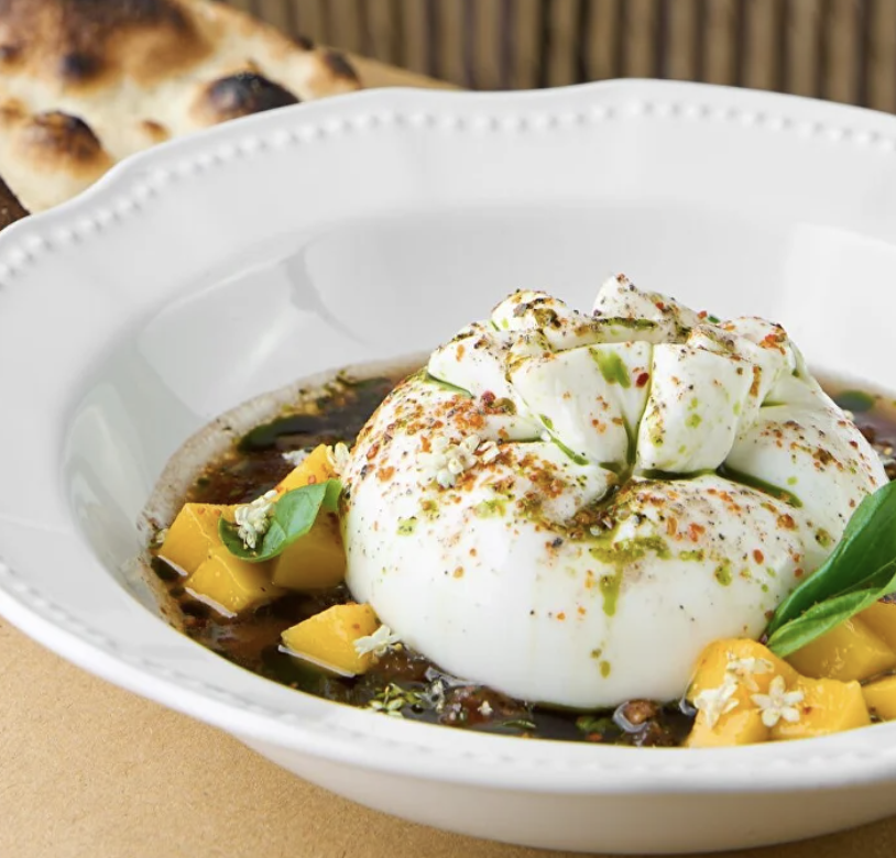 Burrata Pizza in Canggu