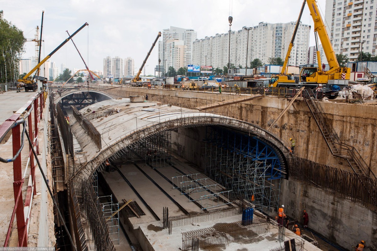 строительство метро на