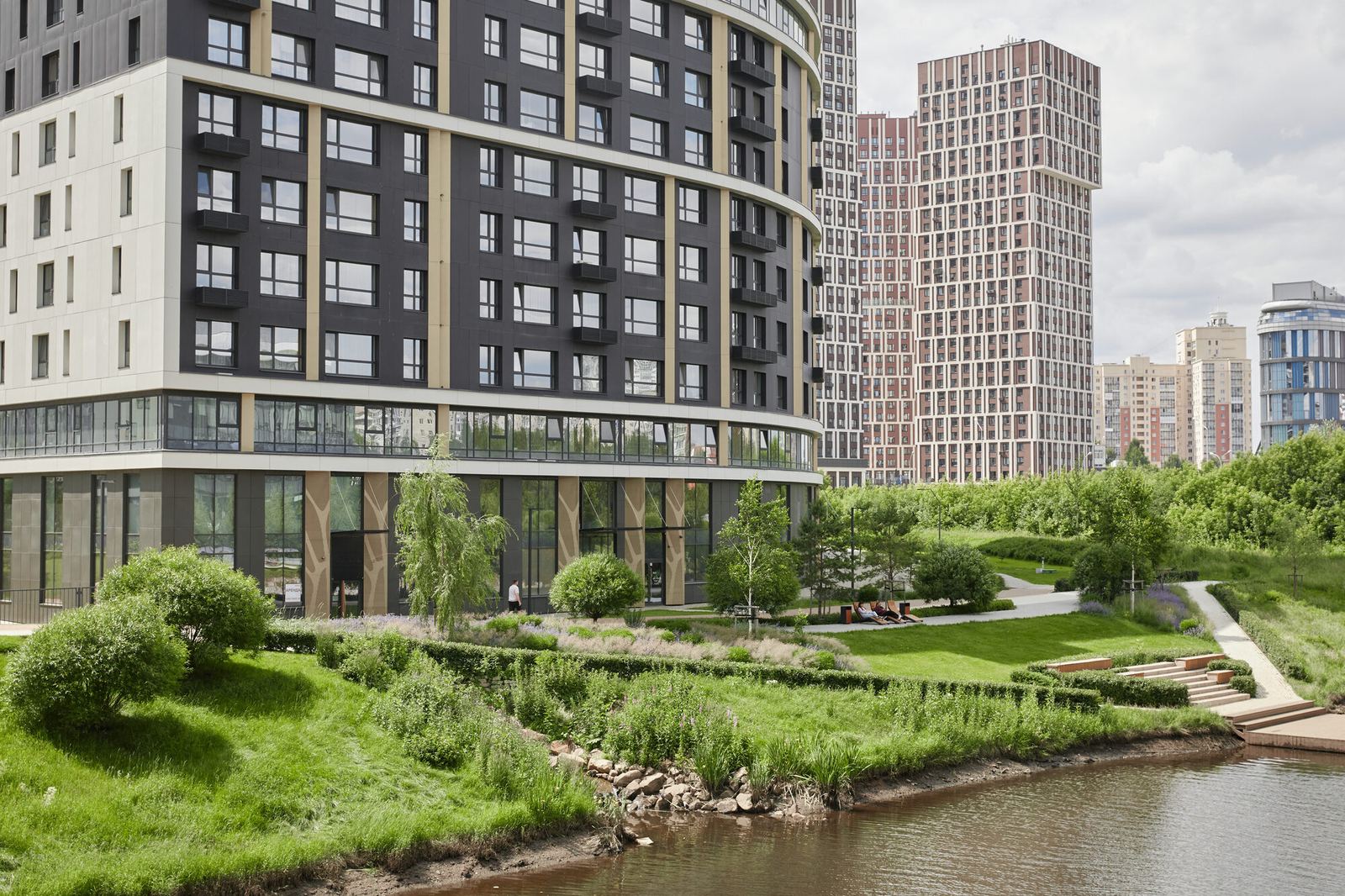 ЖК Clever Park — здесь находится клиника Клевер Парк