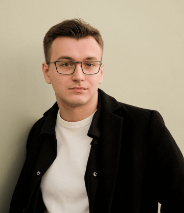 Марк Аронс - генеральный директор