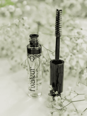 Косметическая щёточка и смывка для ресничек