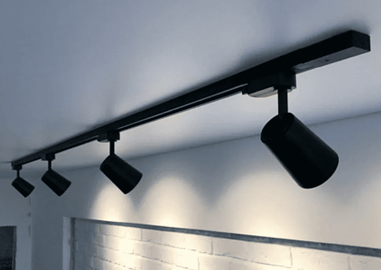 трековые светильник