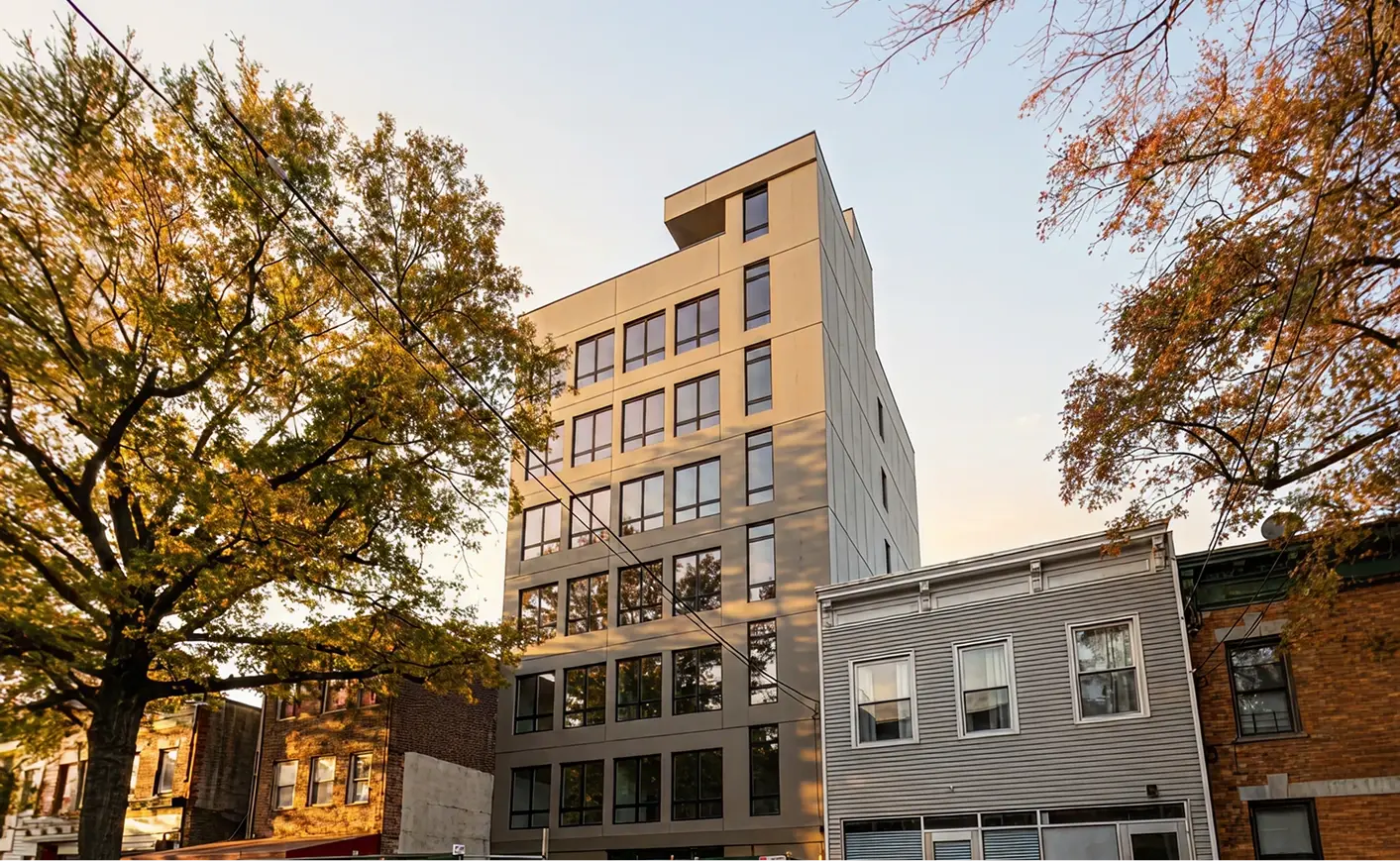 461 East New York