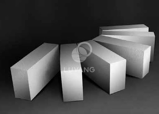 Огнеупорный изоляционный кирпич