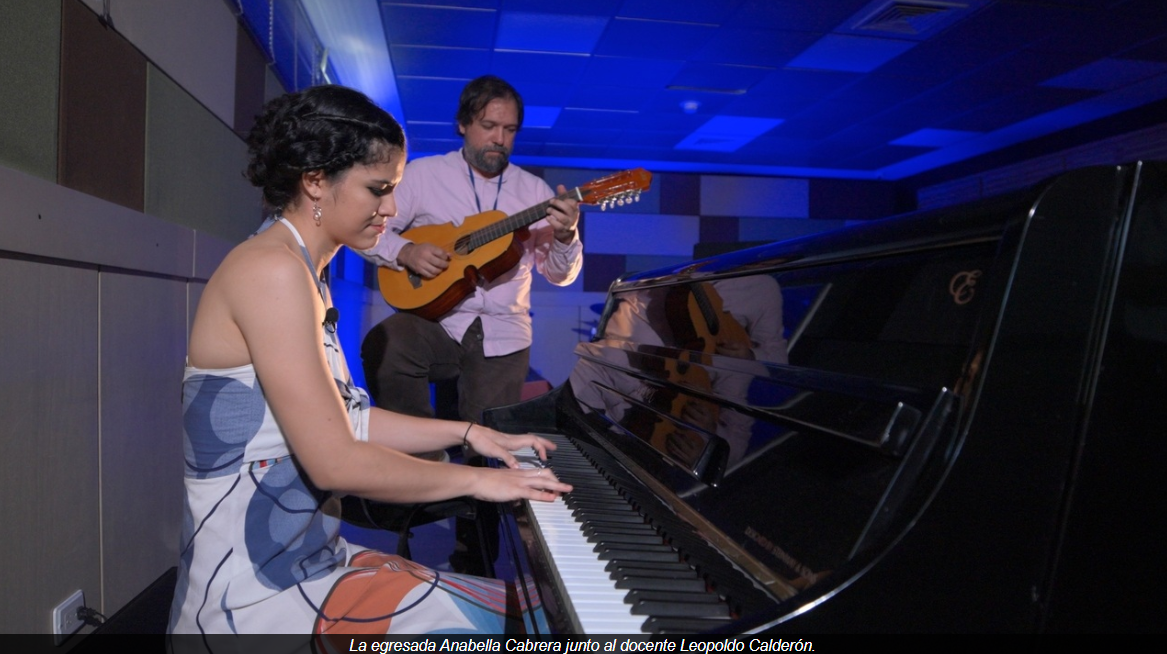 Egresada Anabella Cabrera lleva su obra musical al Concierto EuroCaribe