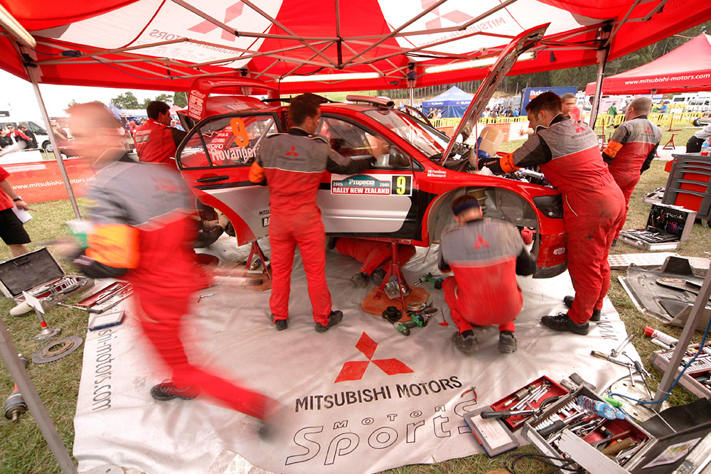 Mitsubishi Lancer WRC 05 (KN04 WLZ) Харри Рованперы и Ристо Пиетилайнена, ралли Новая Зеландия 2005