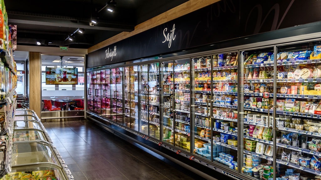 Витрины для магазина в Калининграде