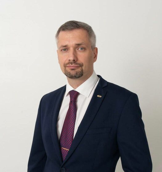 Руководитель департамента информационных