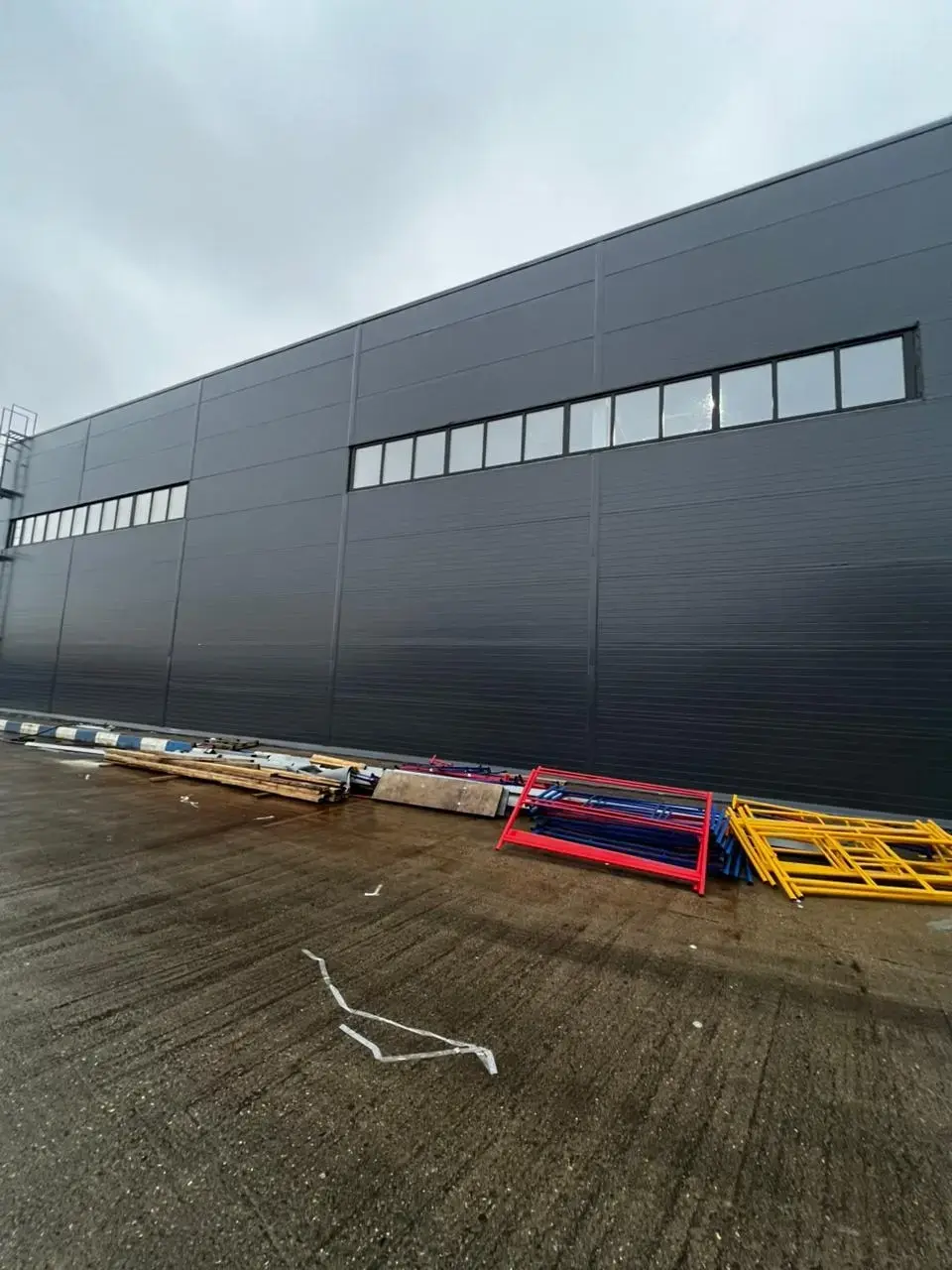 Остекление коммерческой базы АП-ГРУПП