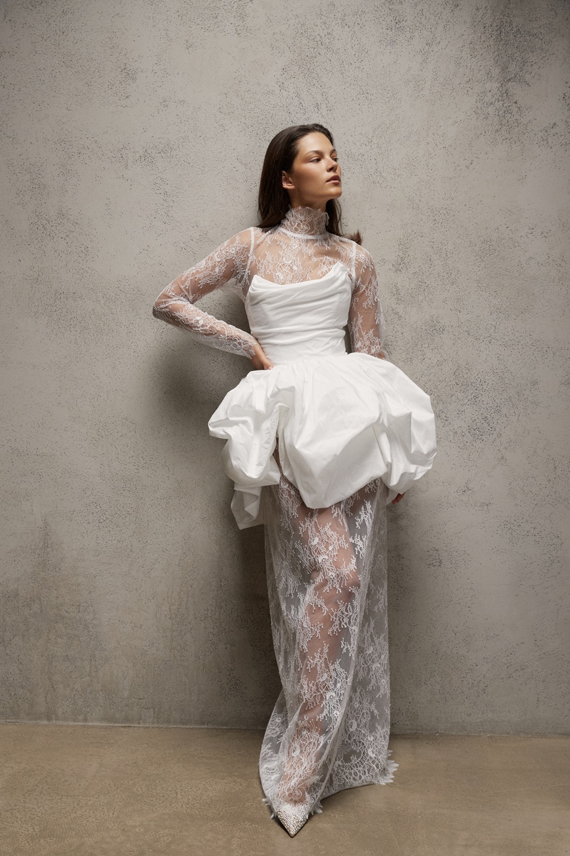 платье свадебное мини с кружевом