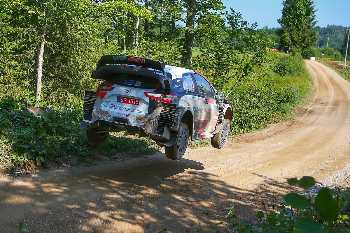 Себастьен Ожье и Жюльен Инграссиа, Toyota Yaris WRC, ралли Эстония 2021