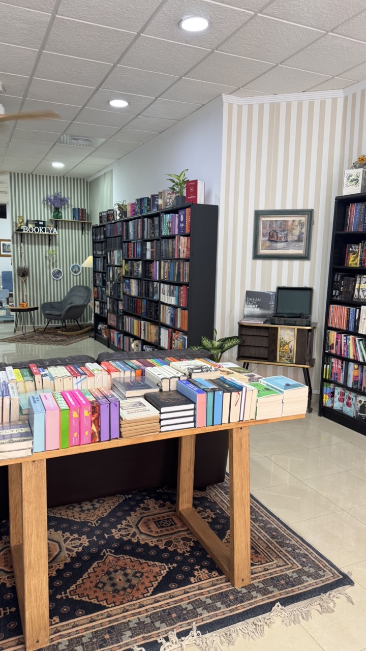 Книгарня «Букля»: українська мрія у серці Іспанії