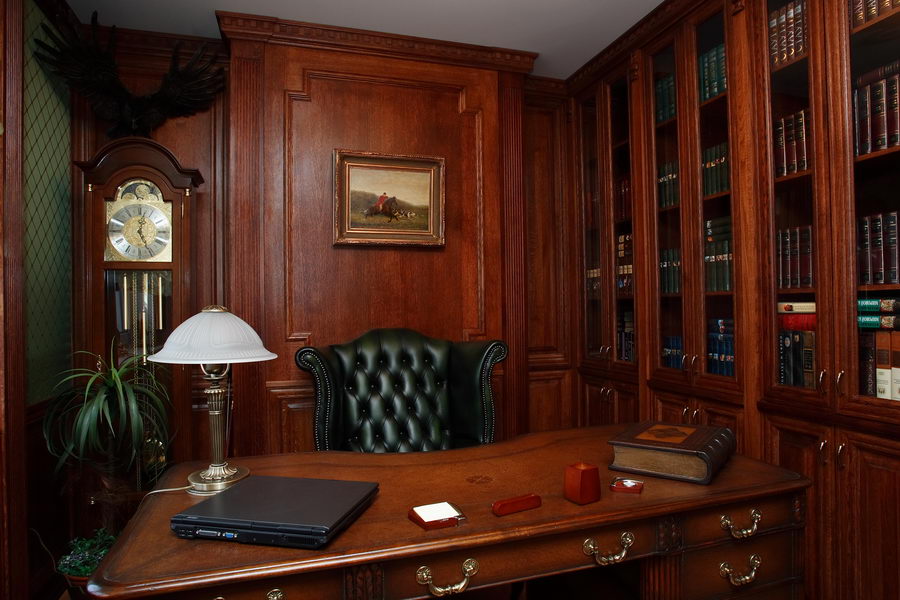 Домашний кабинет в классическом стиле: дизайн интерьера и мебель для  кабинета в стиле классика, 16 фото