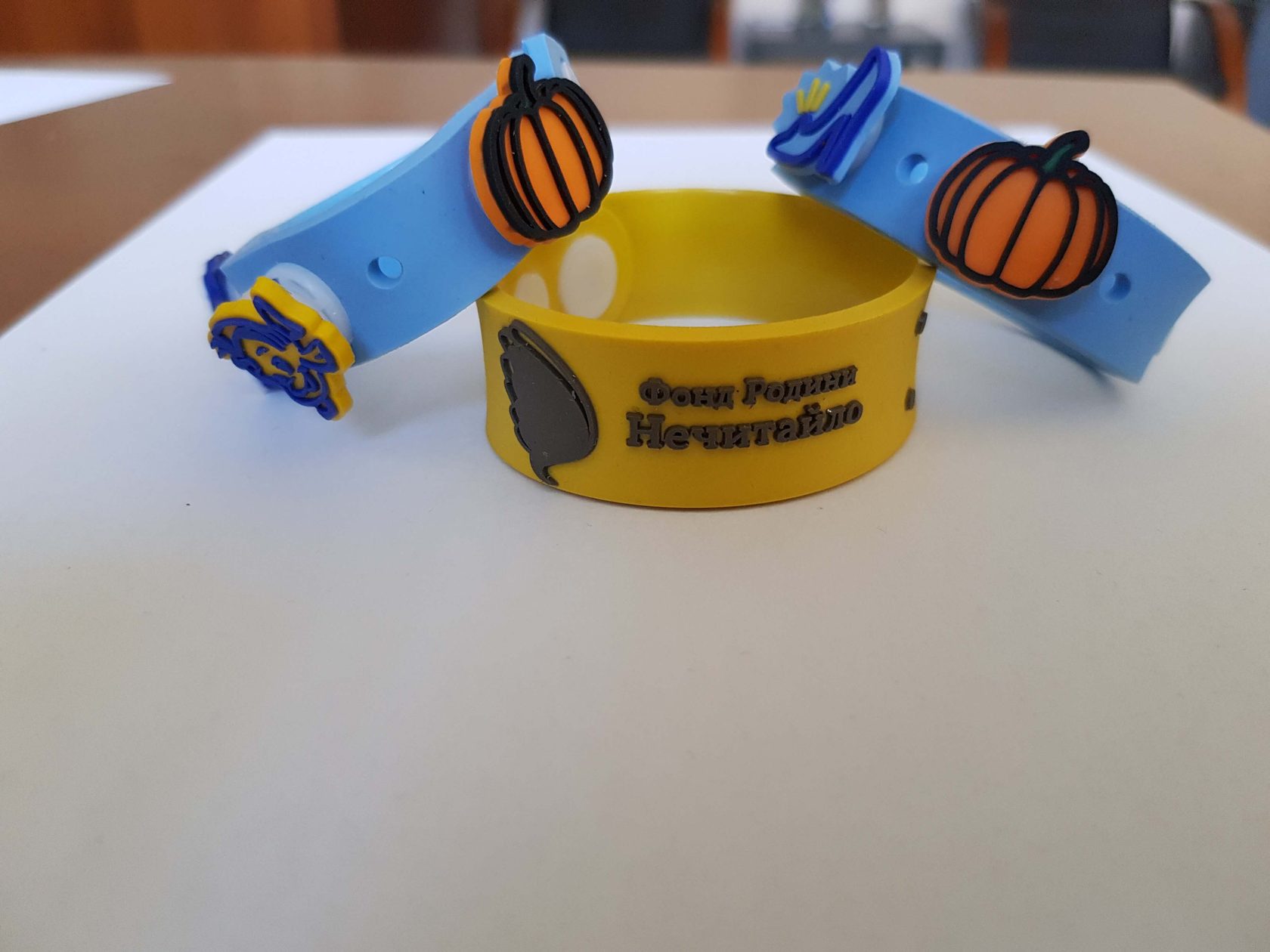 Печать на силиконовых браслетах | Купить браслеты в Киеве, Харькове ...