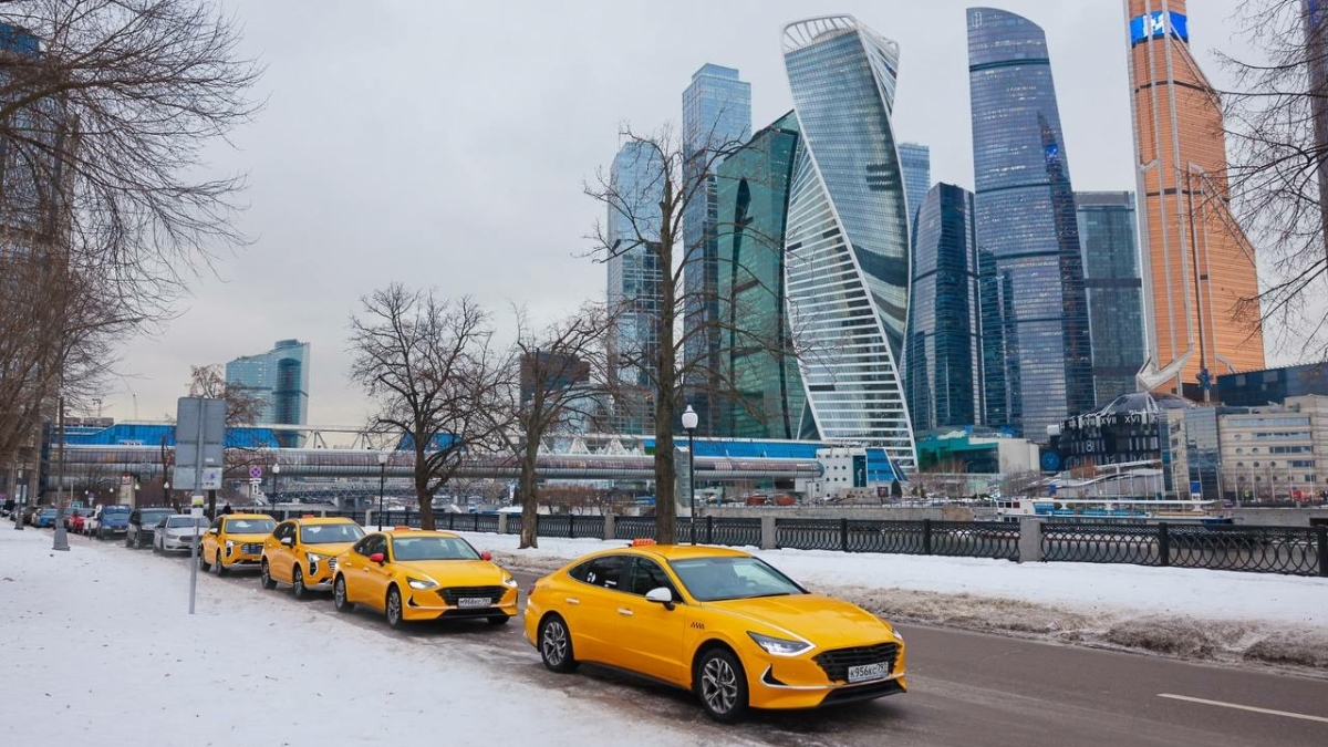 Москва выделит четверть миллиарда на обновление автопарка такси - АБН 24