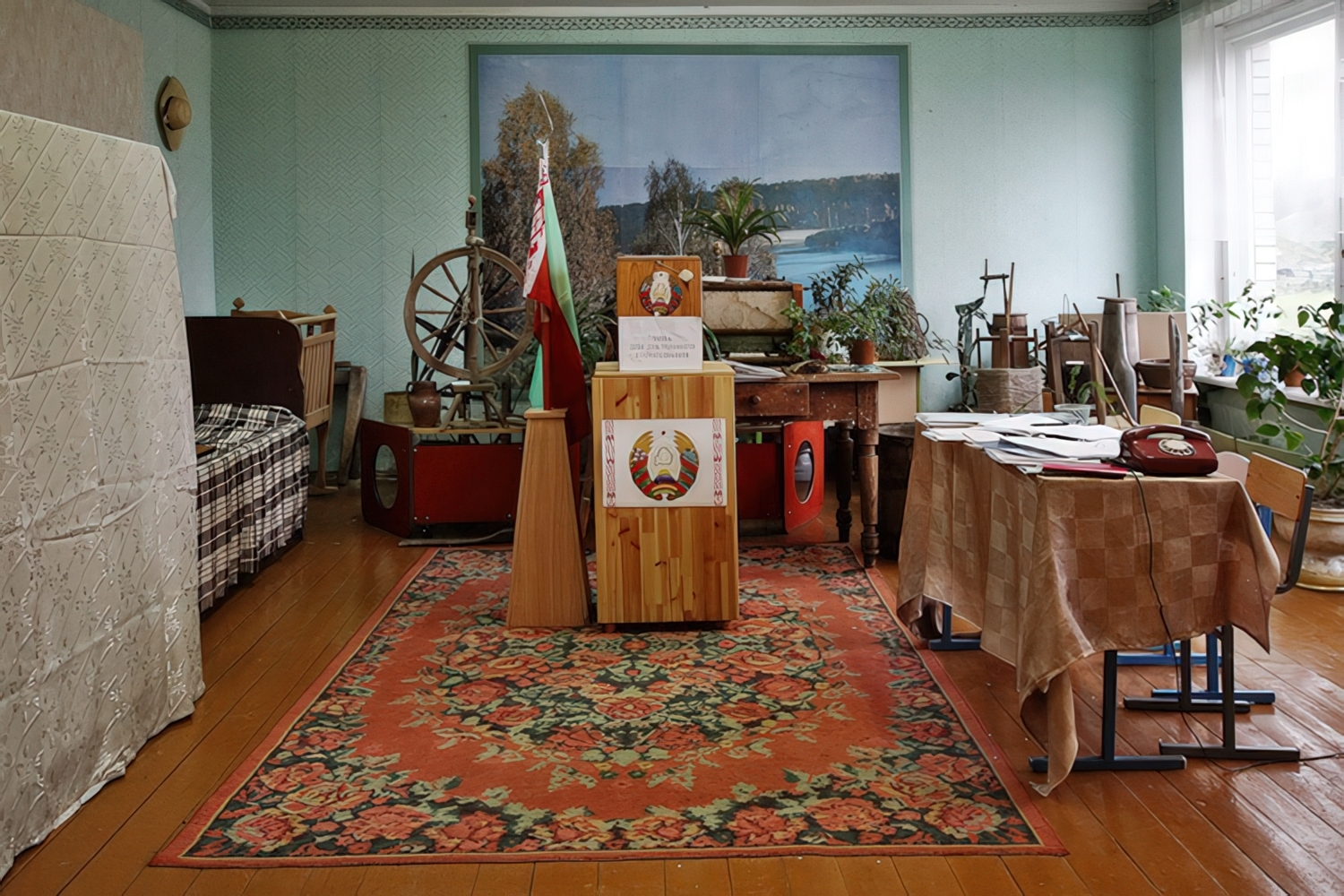 Сяргей Гудзілін. З серыі «Інтэр’еры выбарчых участкаў»