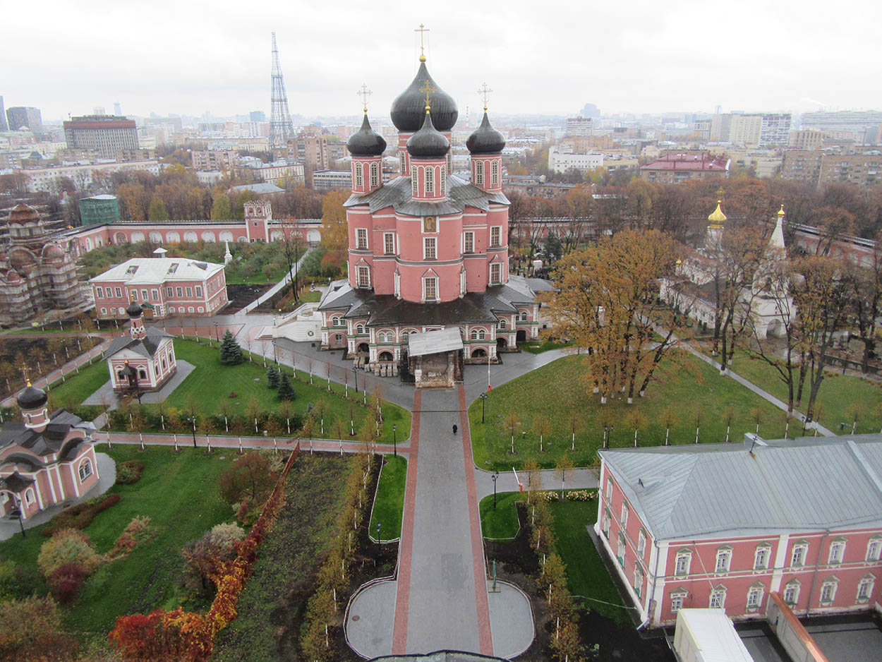 Монастырь православный в Москве