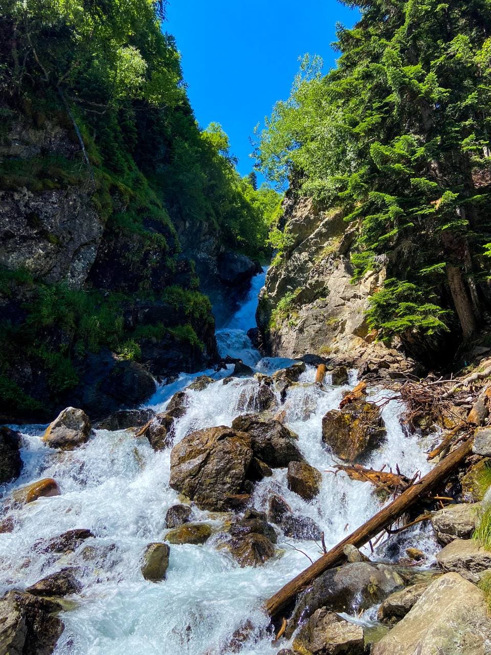 Белый водопад в Архызе - фото, особенности организации путешествия | ДАВС  тур