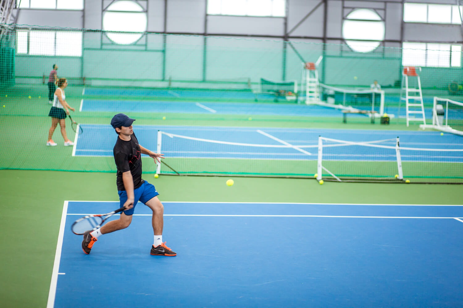 Где настольный теннис спб. Большой теннис СПБ. Теннис большой занятия в СПБ. Теннис индивидуальные занятия. Теннис для начинающих взрослых.