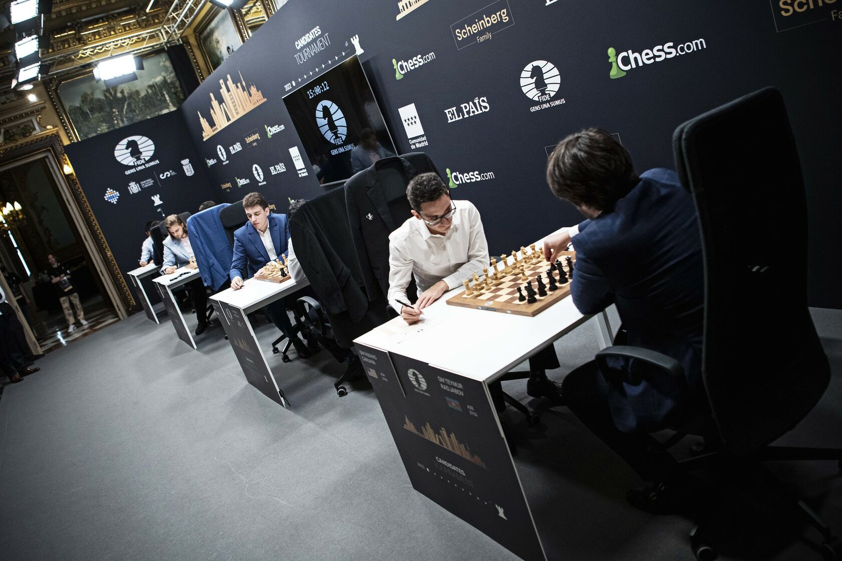 Round four report: Nepomniachtchi alone in the lead - Milan Dinic