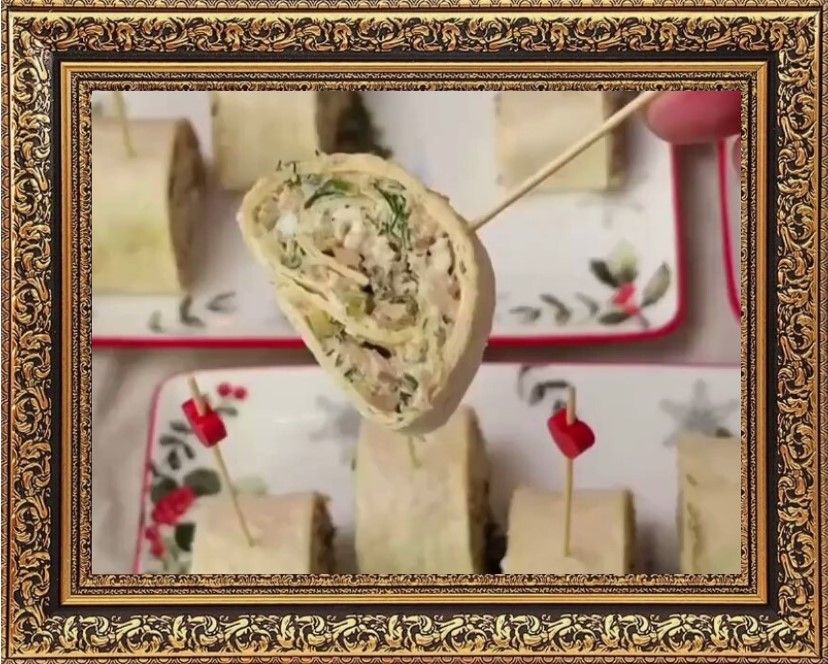 канапе со шпротами и огурцом