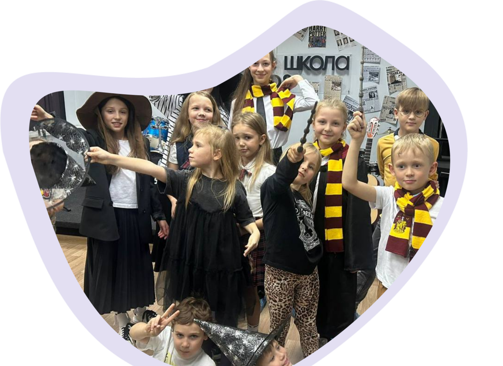 Не школа KIDS Уроки игры на барабанах, гитары, фортепьяно и вокал в игровом формате