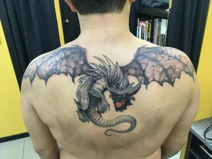 Мужские татуировки драконы на плече: 50 идей и значений