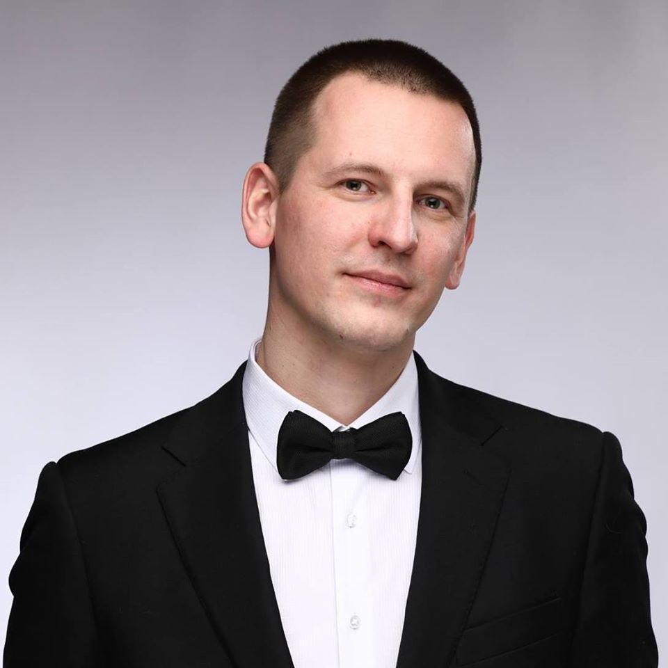 Артем Сухорученко