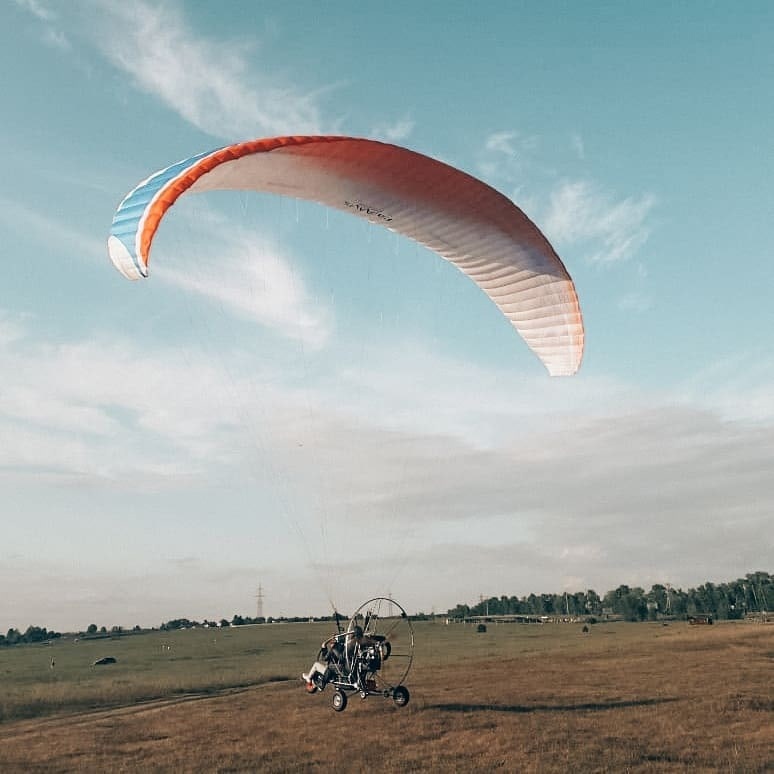 три короля полет на воздушном шаре екатеринбург. привязной полет на воздушном шаре. самолет барнаул. барнаул летающий. полетать на вертолете в уфе.