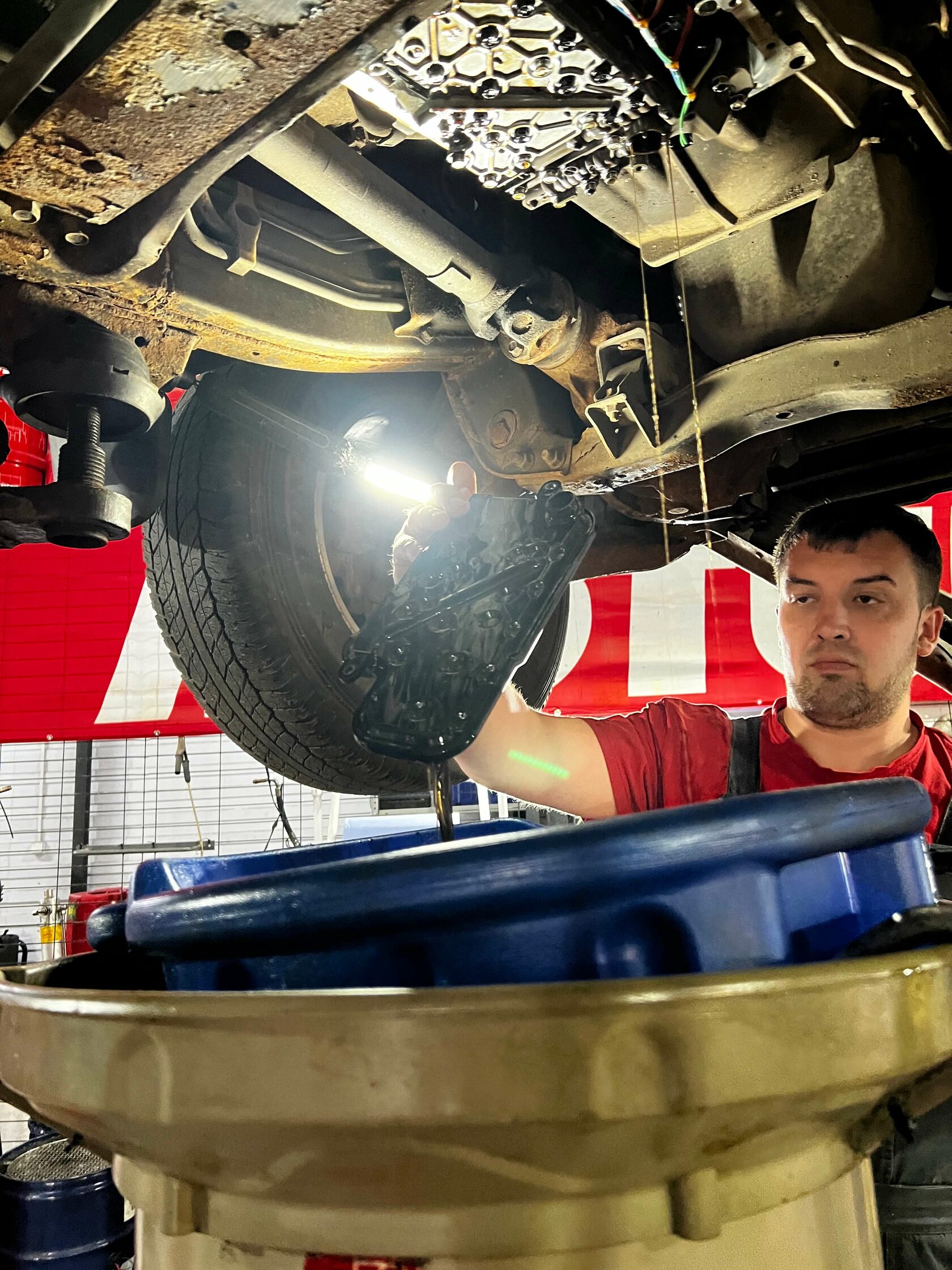 Снятие старого фильтра АКПП