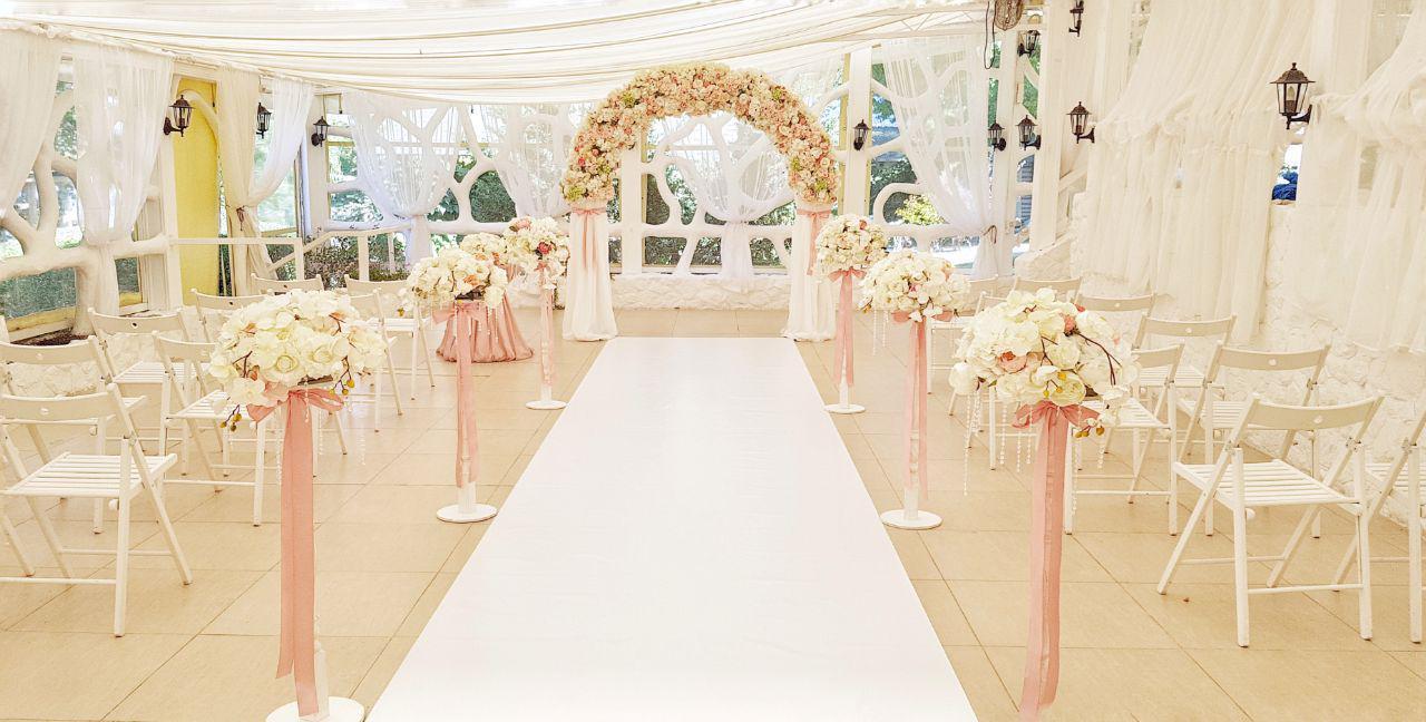 Почему выгодно заказать оформление свадеб «под ключ» в профильной студии?