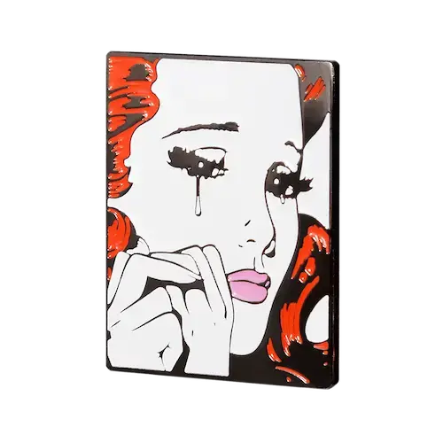 Значок с изображением девушки