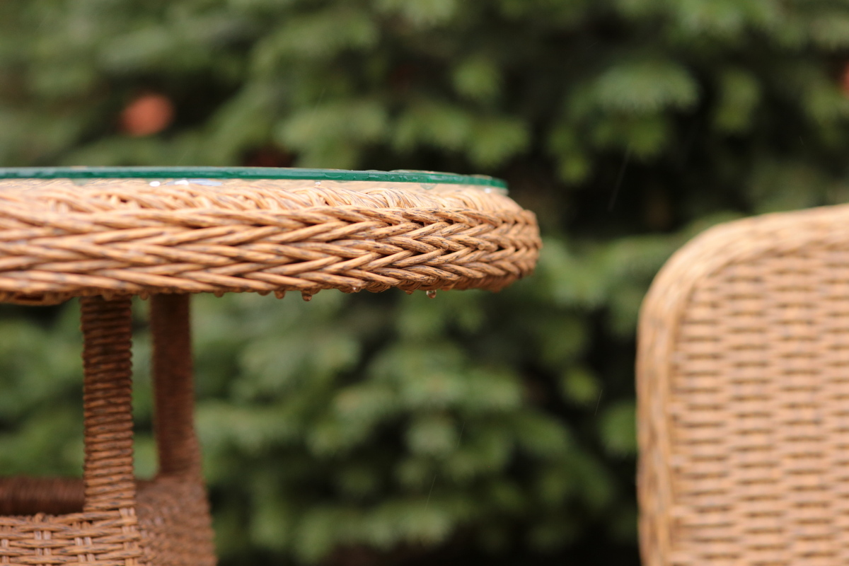 Мебель для дачи в жарком климате, устойчивая к воздействию солнца и влаги