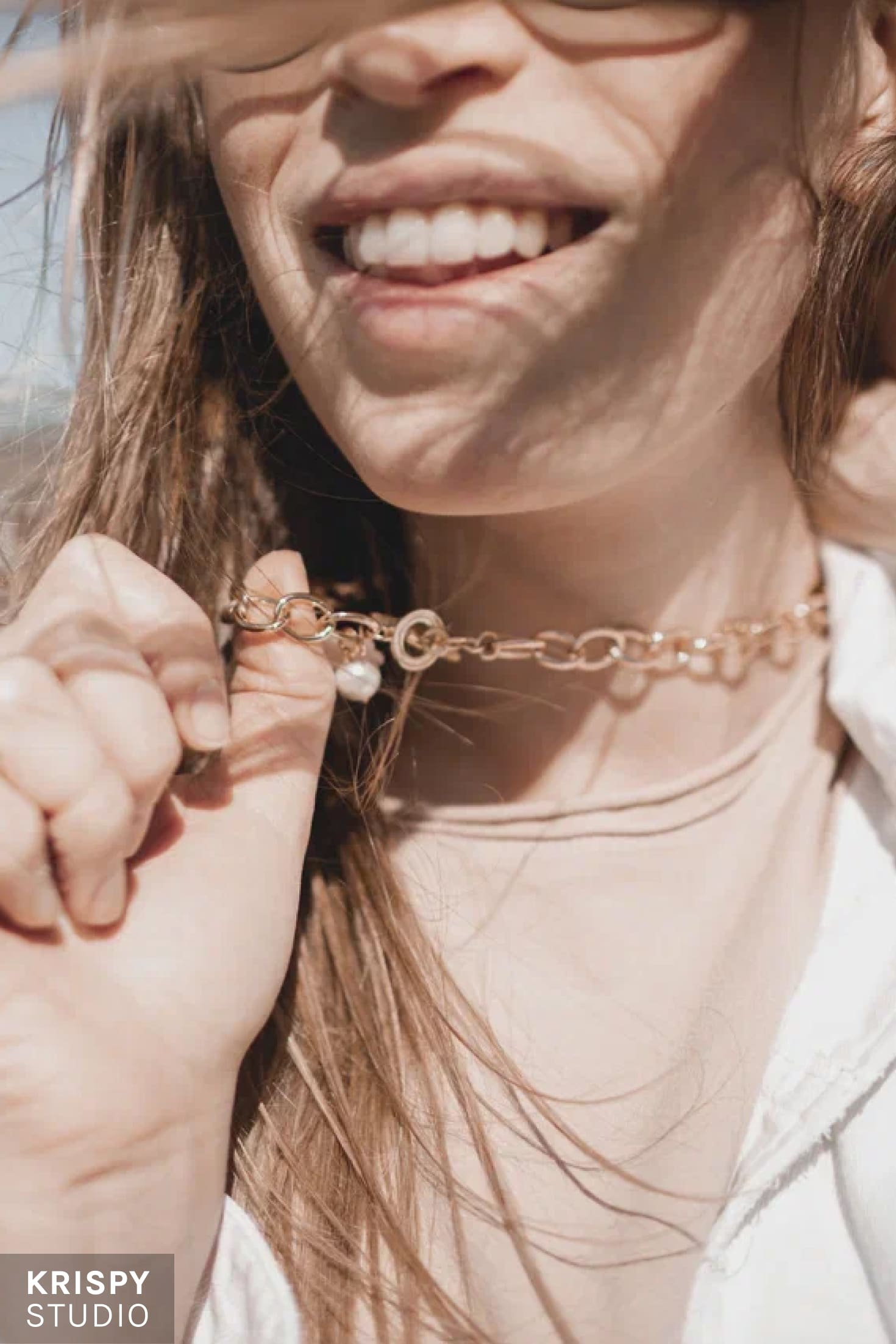 Фотосессия нежных женских украшений для брендаOCEAN STAR