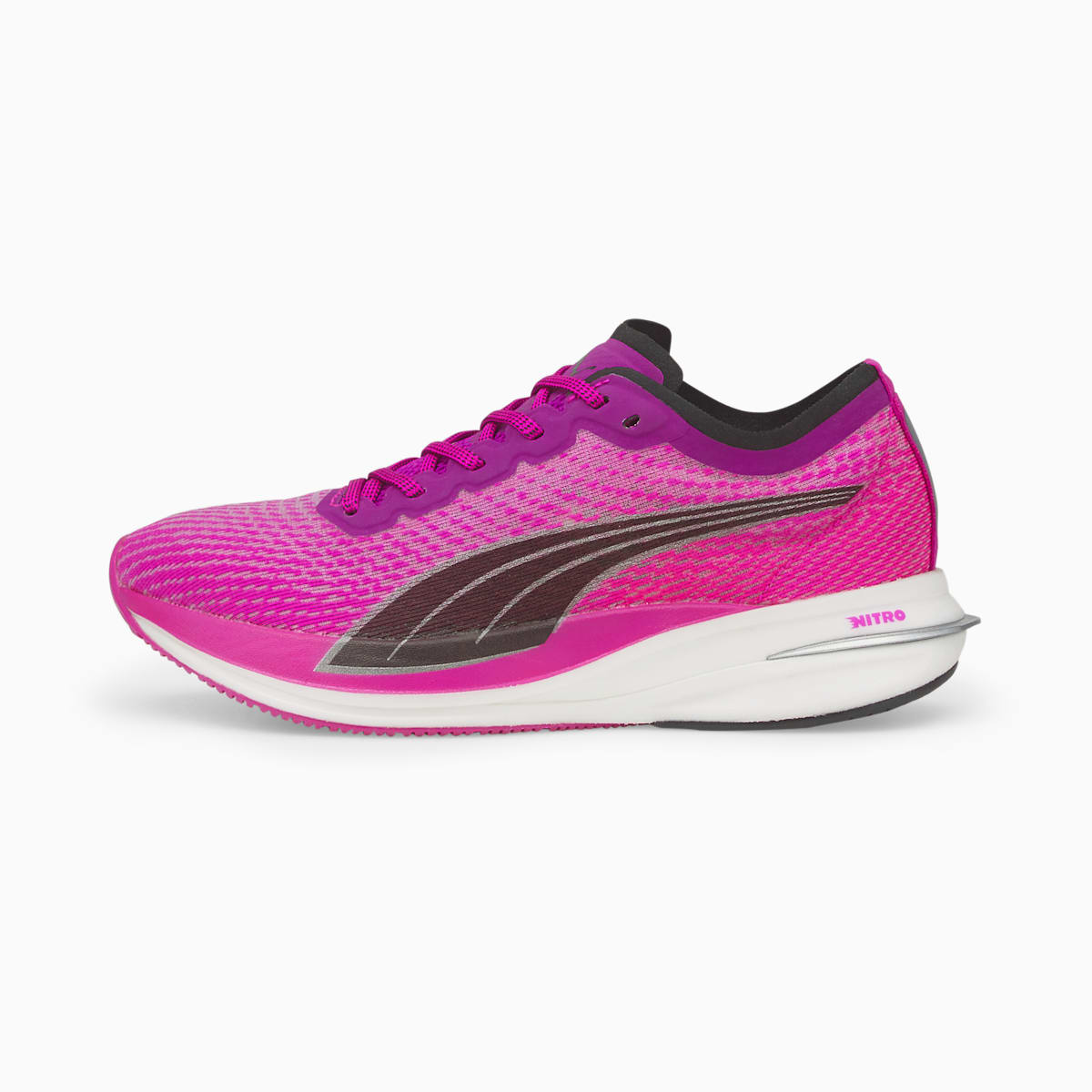 Женские кроссовки PUMA Deviate NITRO, вид сбоку