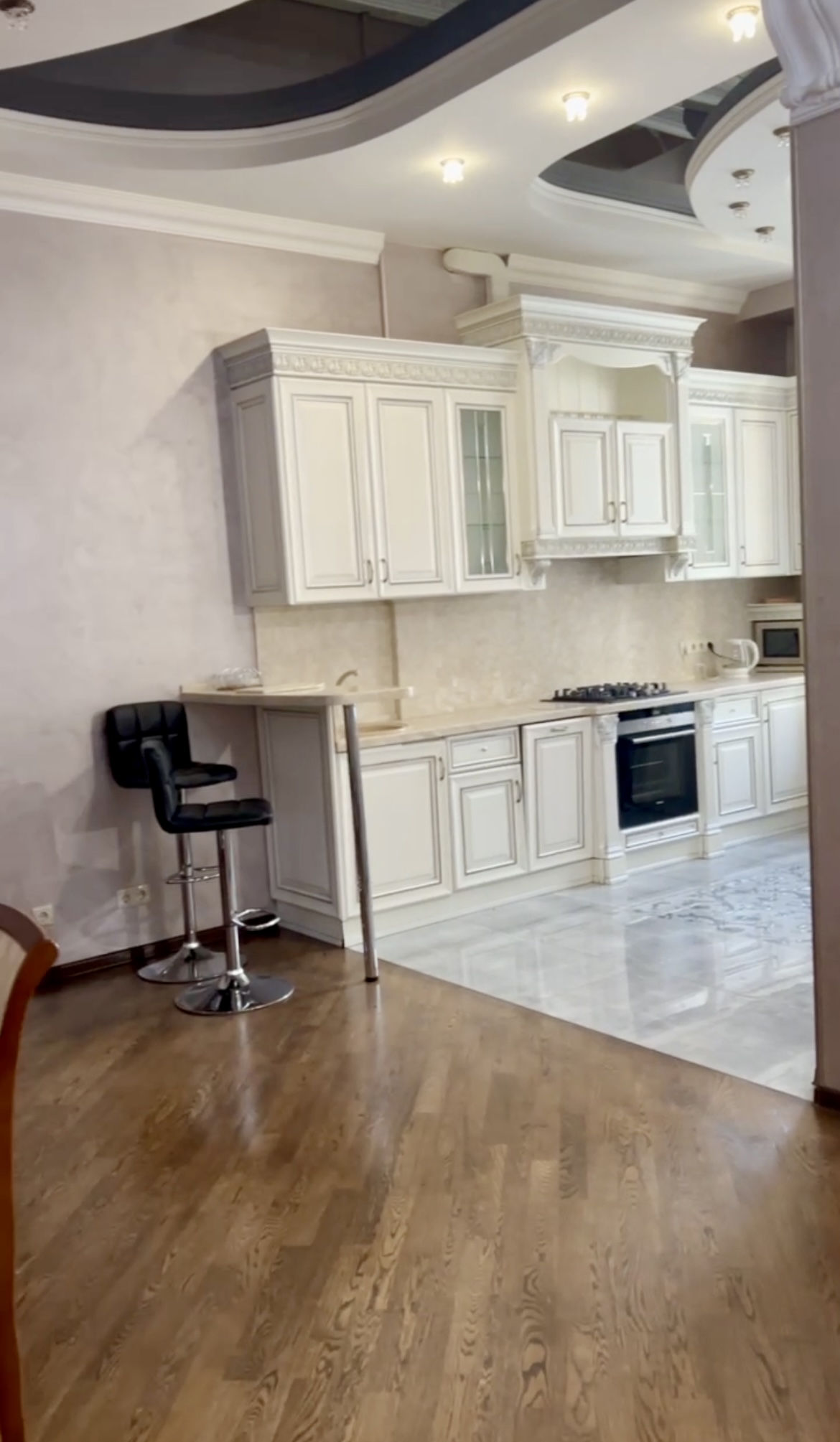 Кухня в квартире OLAMI Apartments